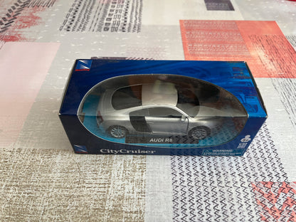 Voiture Miniature Audi R8 New Ray City Cruiser au 1/32