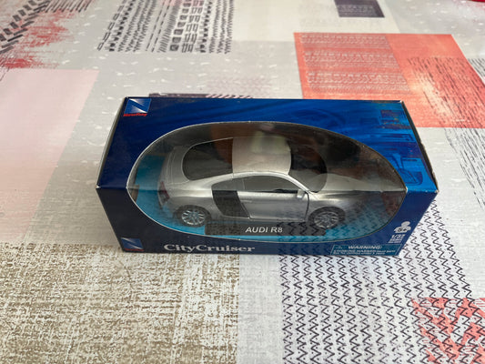 Voiture Miniature Audi R8 New Ray City Cruiser au 1/32