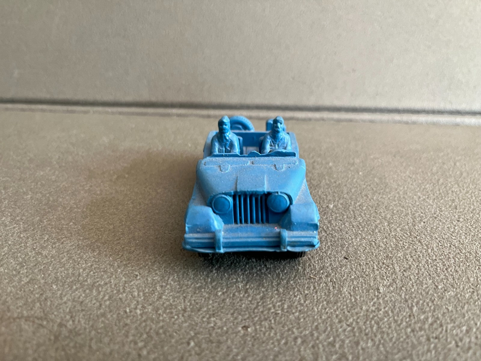 Voiture Miniature Ancien Jeep Vinyl Line Germany Plastique Gomme Tomte