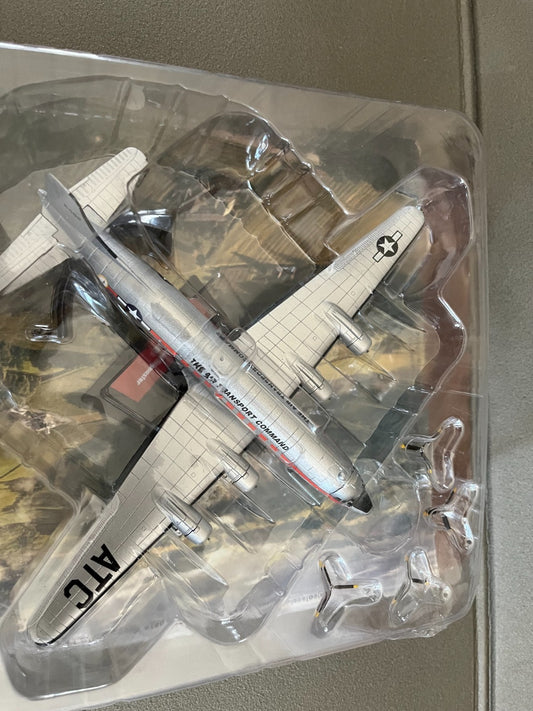 Avion miniature Militaire Bombardier Douglas C-54 Skymaster Altaya 1/72