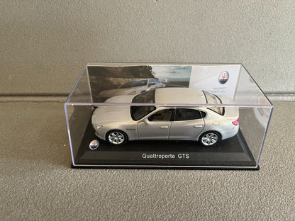 Voiture Miniature Maserati Quattroporte GTS au 1/43