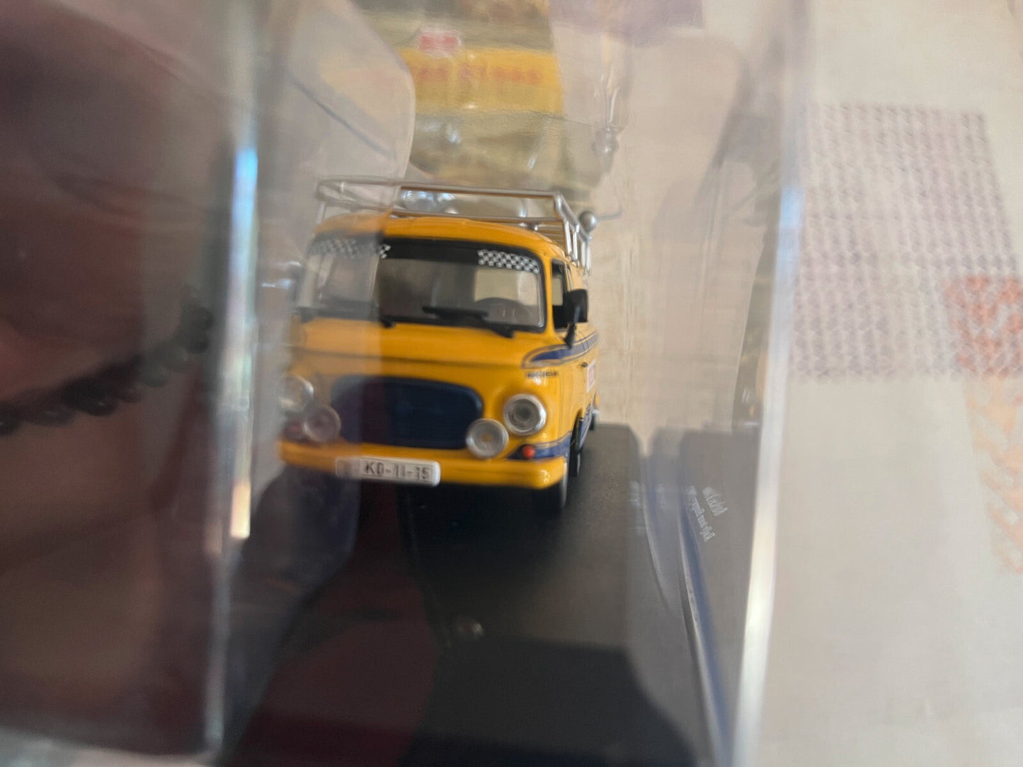 Miniature Camion Voiture Assistance Rallye Barkas B1000 Hungary Team 1987 1/43