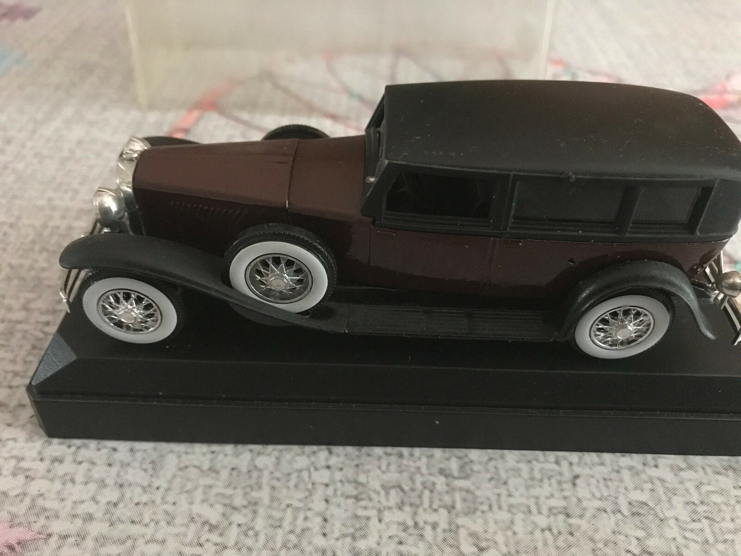 Voiture miniature Duesenberg J 4156 Solido au 1/43