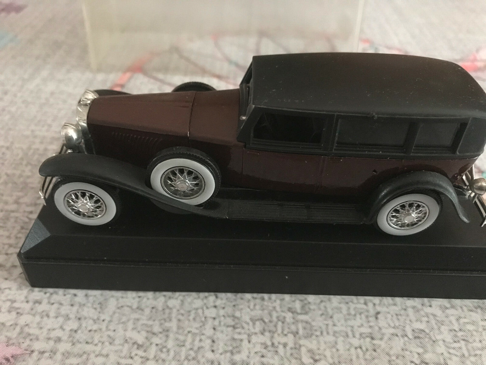 Voiture miniature Duesenberg J 4156 Solido au 1/43