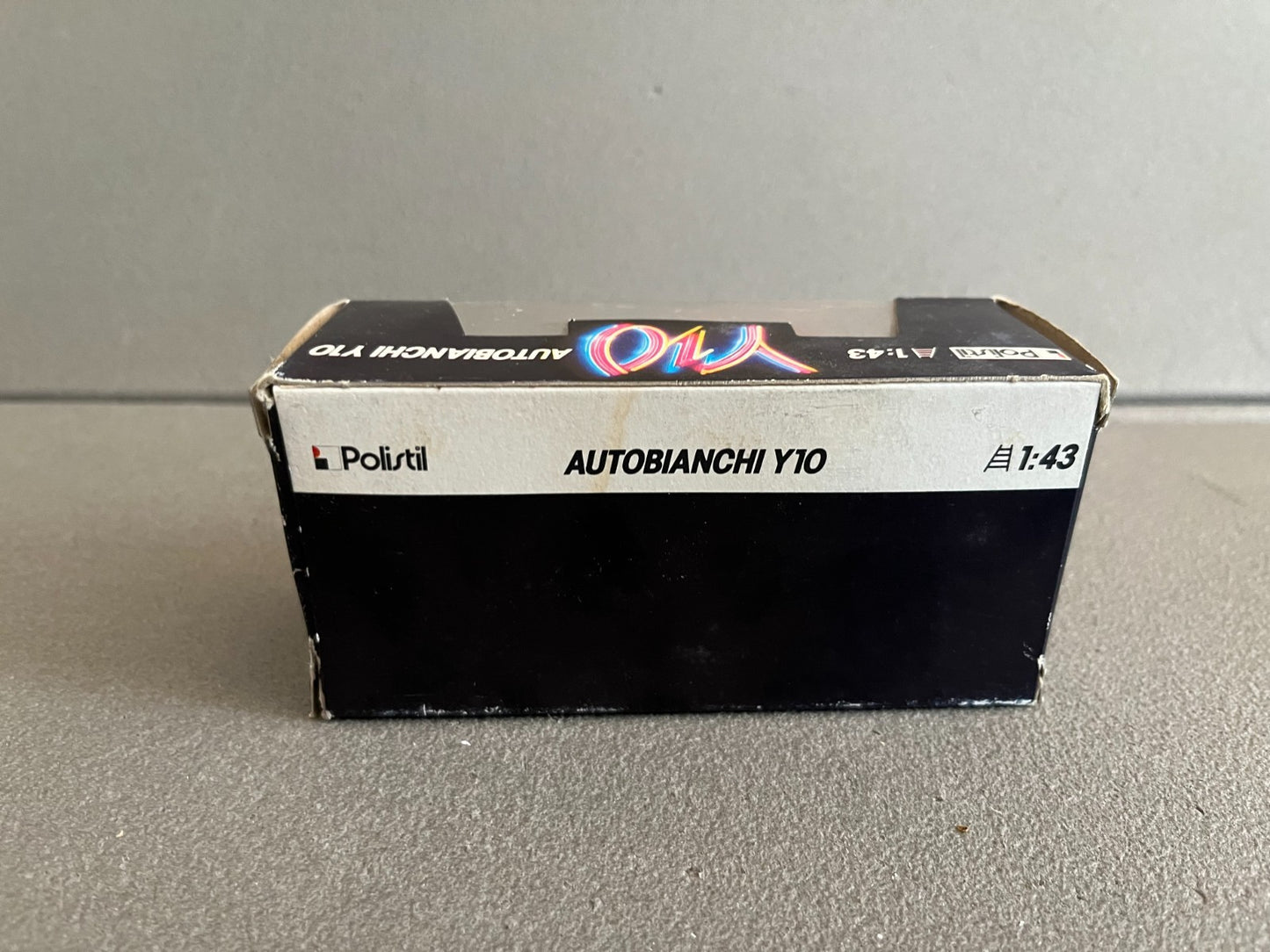 Ancienne Voiture miniature Autobianchi Y10 Polistil Italy au 1/43
