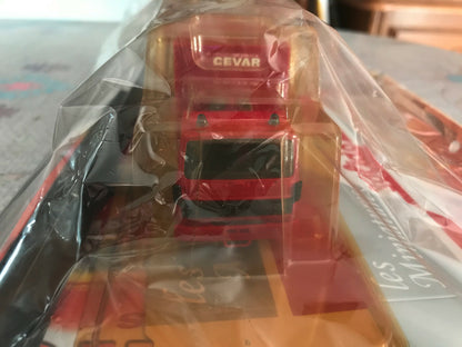 Voiture Miniature Pompiers Camion Renault 6x4 Solido Hachette N°135 1/55 1/50