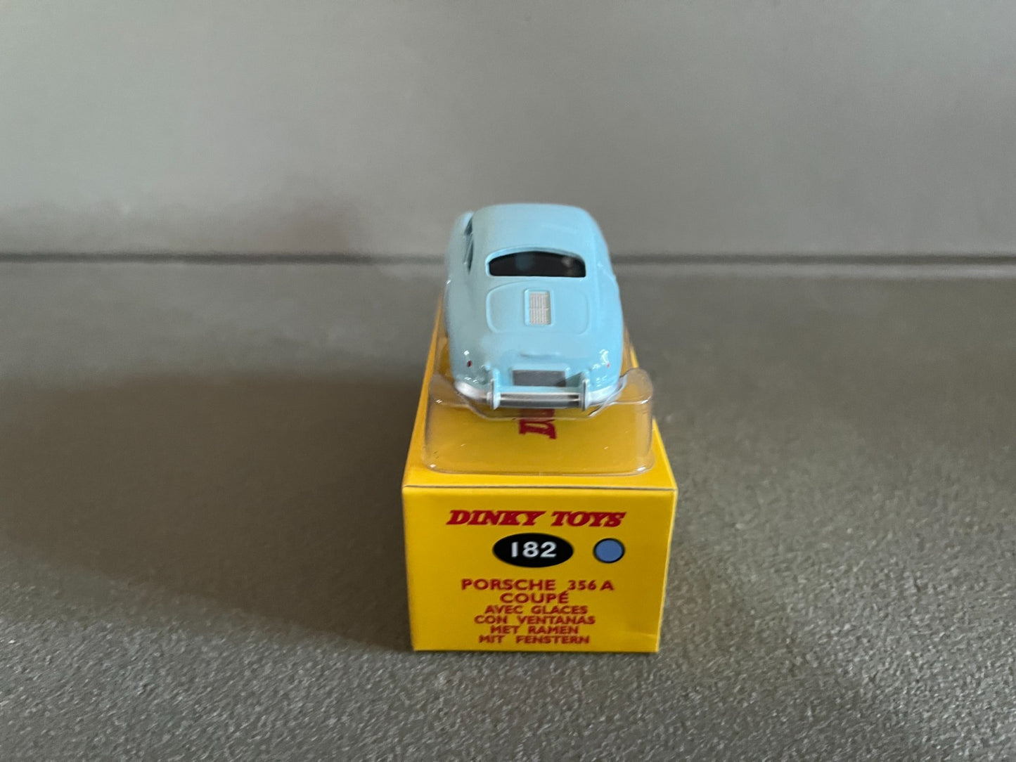 Voiture miniature Porsche 356A Coupé 182 Deagostini Dinky Toys Atlas au 1/43