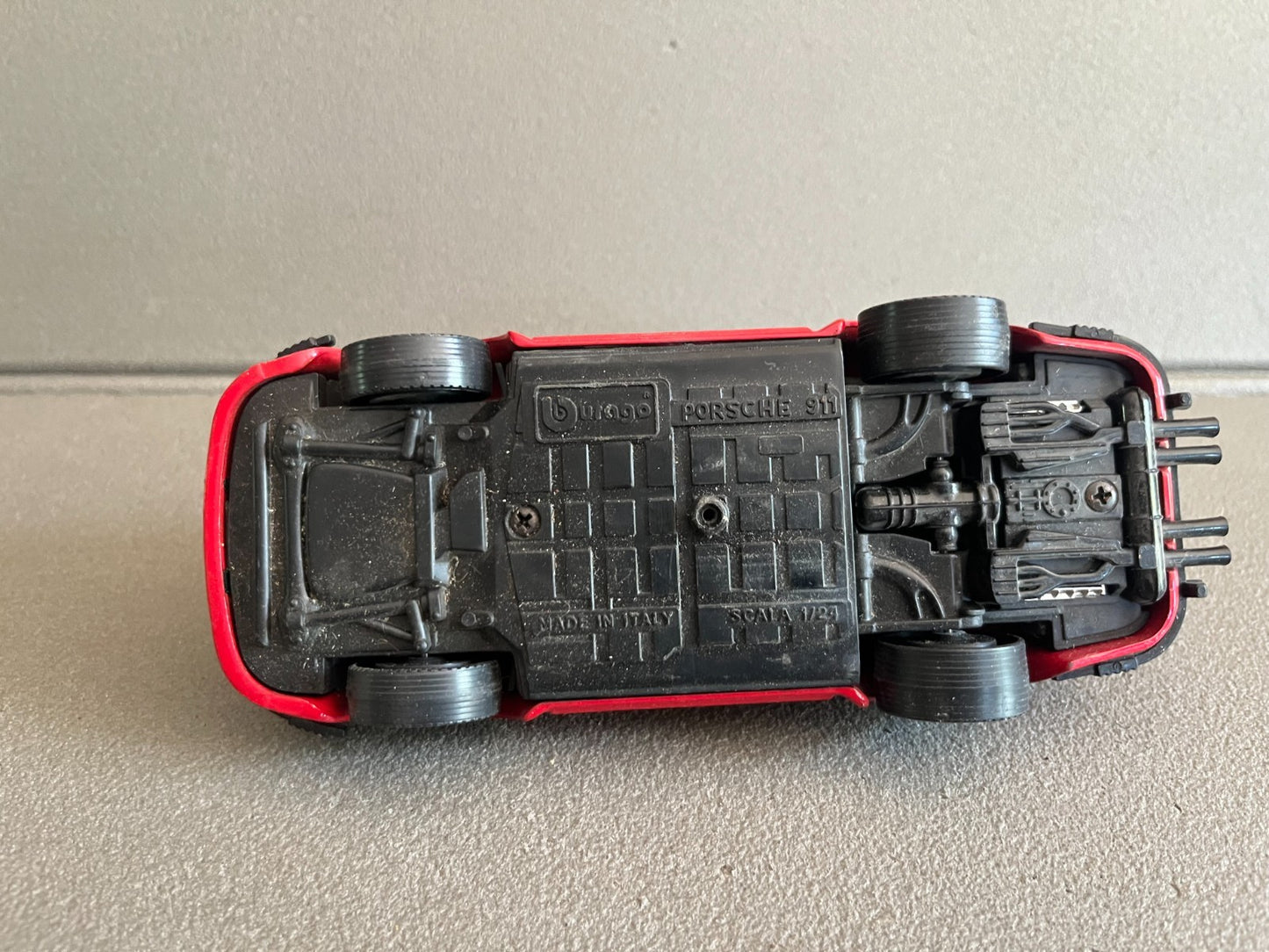 Ancienne Miniature Voiture Porsche 911 1/24 Burago