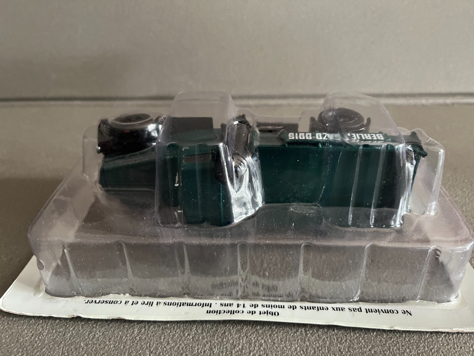 Voiture miniature Camion Berliet VDANG Gazo Bois Hachette 1/43 Défauts