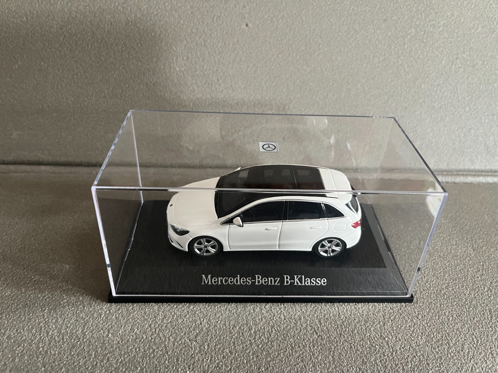 Voiture Miniature Mercedes Benz B-Klasse 2018 Herpa au 1/43