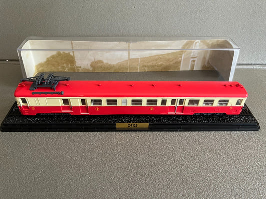 Maquette Miniature Autorail Train Z-7125 Editions Atlas HO au 1/87