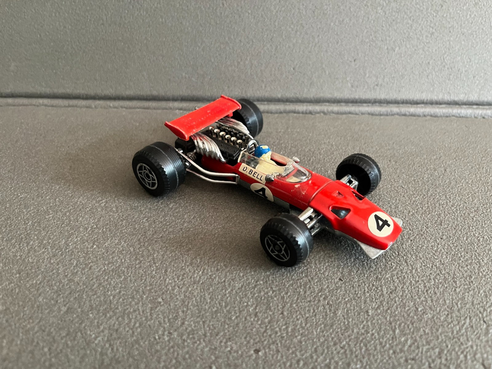 Jouet Ancien Voiture Miniature Ferrari F1 Politoys Italy au 1/32