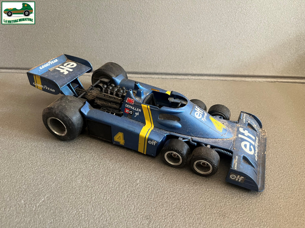 Ancienne Voiture Miniature Tyrrell P34/2 Depailler F1 Polistil Italy au 1/16