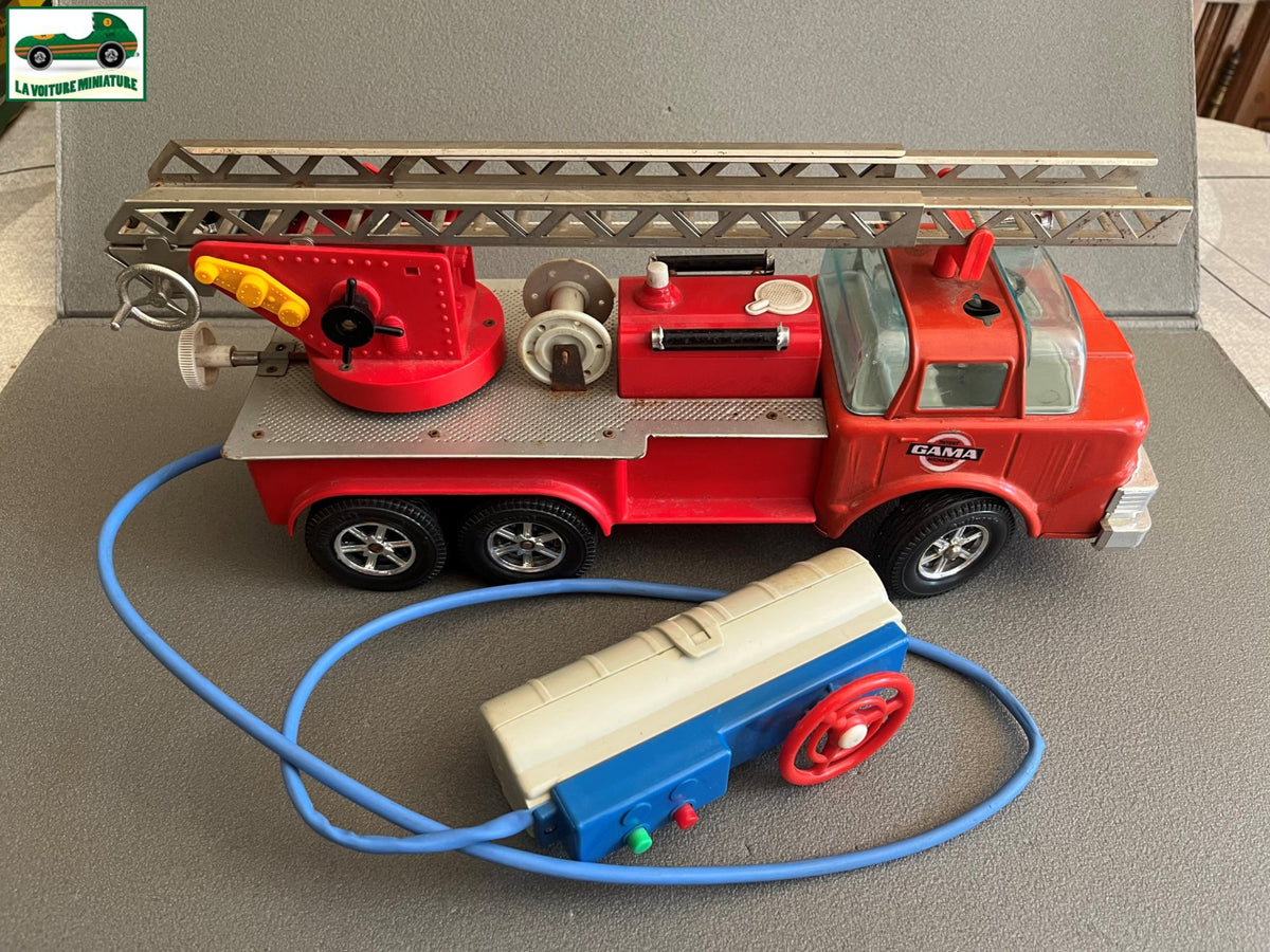 Jouet Ancien Camion Tôle Mécanisme Camion Pompiers Gama Filoguidé Vintage