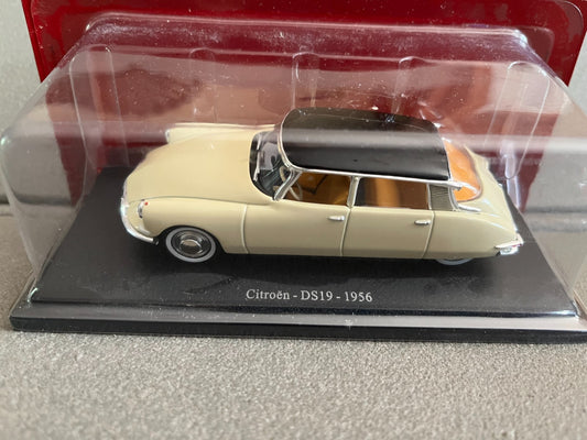 Voiture Miniature Citroen DS 19 1956 au 1/43