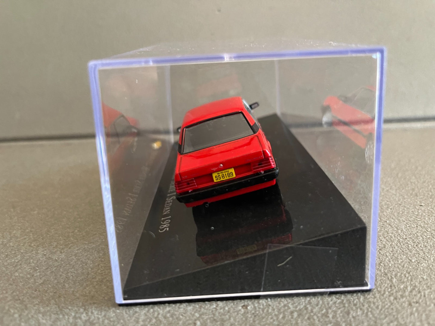 Voiture miniature Chevrolet Monza Serie I Sedan 1985 au 1/43