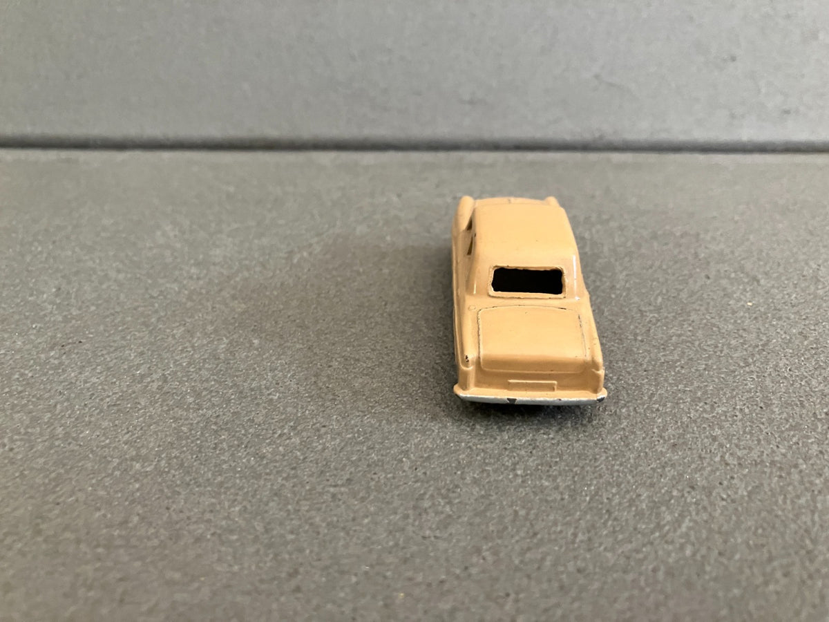 Ancienne Voiture Miniature Ford Prefect Dublo Dinky Toys Meccano England