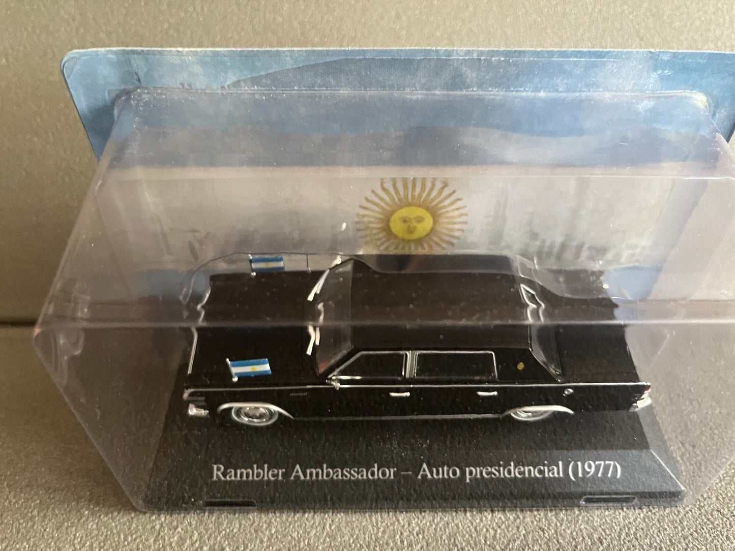 Voiture Miniature Rambler Ambassador 1977 President Ixo Argentine au 1/43