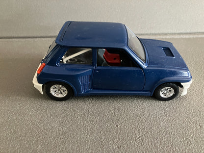 Ancienne Voiture Miniature Renault 5 Turbo Burago Italy  au 1/24