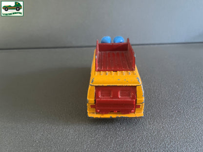 Ancienne Miniature Voiture Chevrolet Van Corgi Pinder Epave