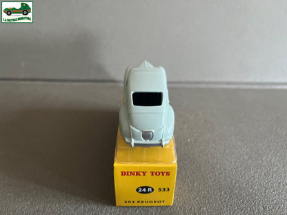 Voiture miniature Peugeot 203 24R 533 Deagostini Dinky Toys au 1/43