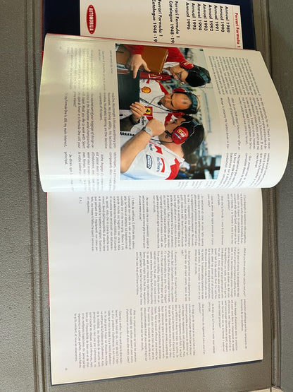 Livre Voiture Automobile Ferrari Formula 1 1997 Annual F1 Automobilia