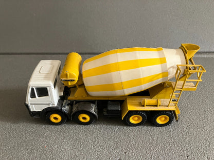 Ancienne Miniature Camion Chantier Conrad Liebherr Toupie 1/50