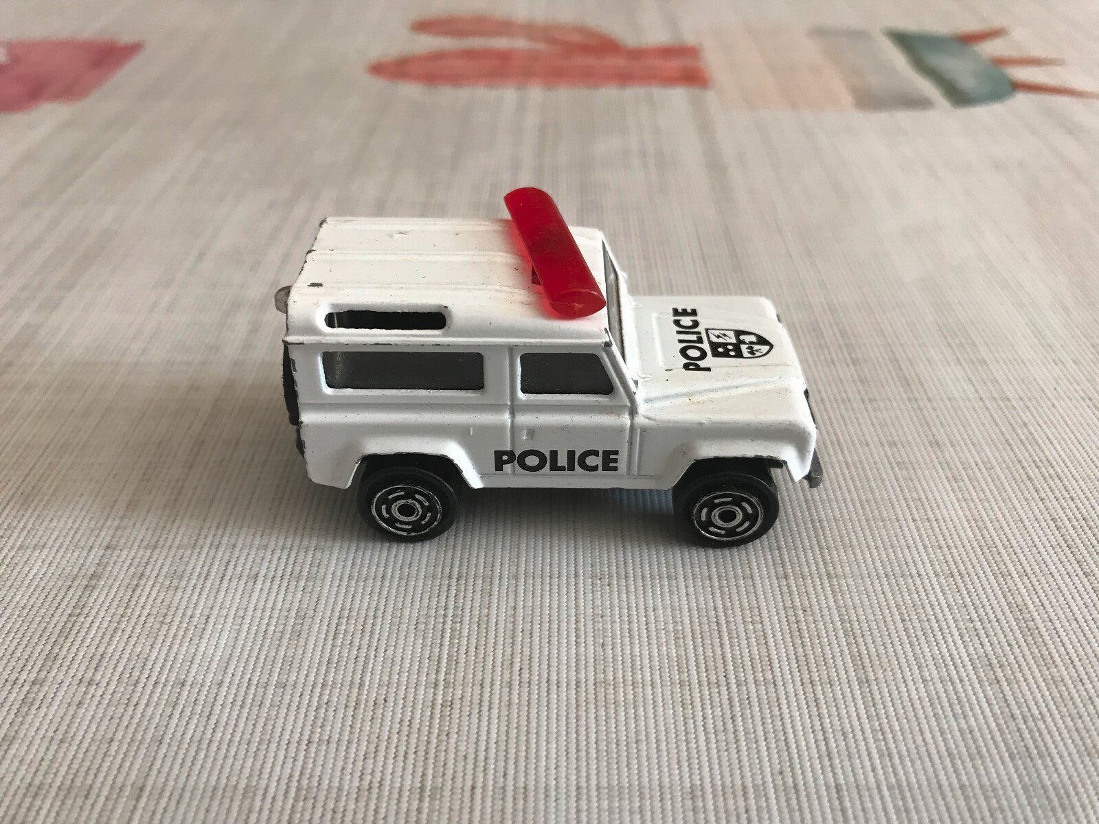 Voiture miniature Land Rover Police Majorette N°266 1/60