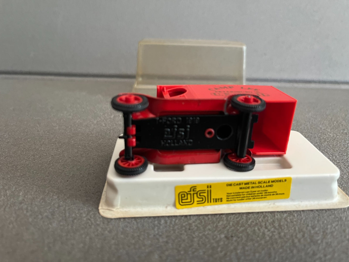 Ancienne Voiture miniature Ford T Camp Lee Efsi