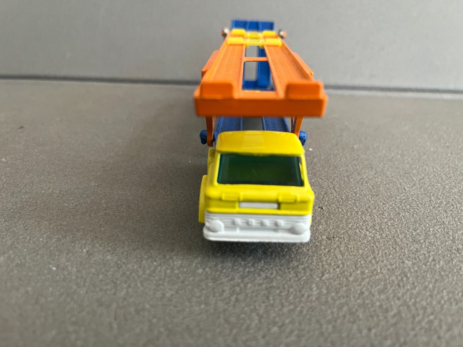 Ancienne Miniature Camion Porte Voiture Ford D Hoynor Corgi Juniors