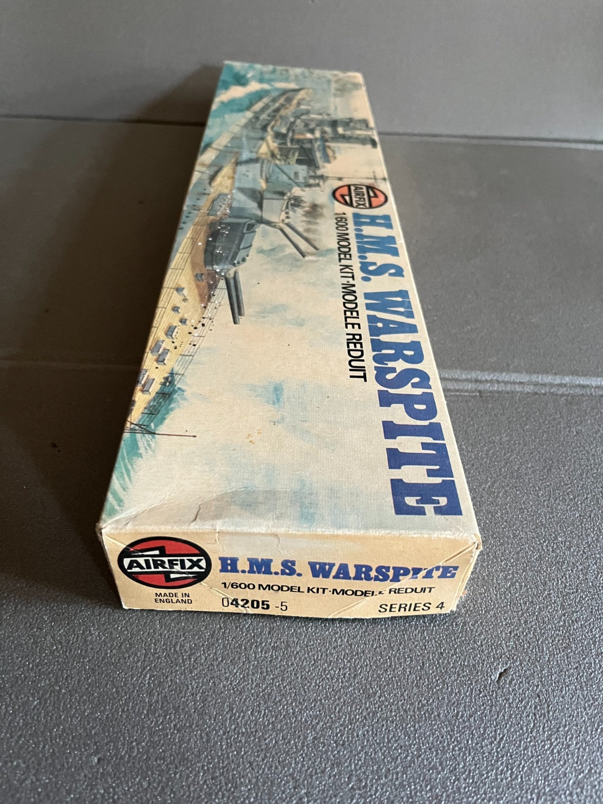 Maquette Militaire H.M.S. Warspite AirFix 1/600