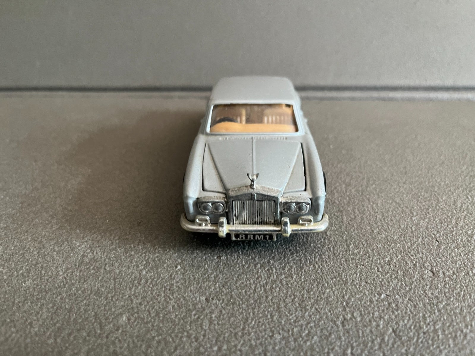 Jouet Ancien Voiture Miniature Rolls Royce Corniche Corgi Gt Britain 1/36