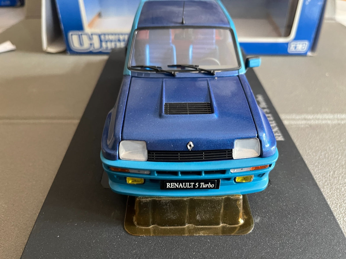 Voiture miniature Renault 5 Turbo Metallic Blue Universal Hobbies 4521 au 1/18