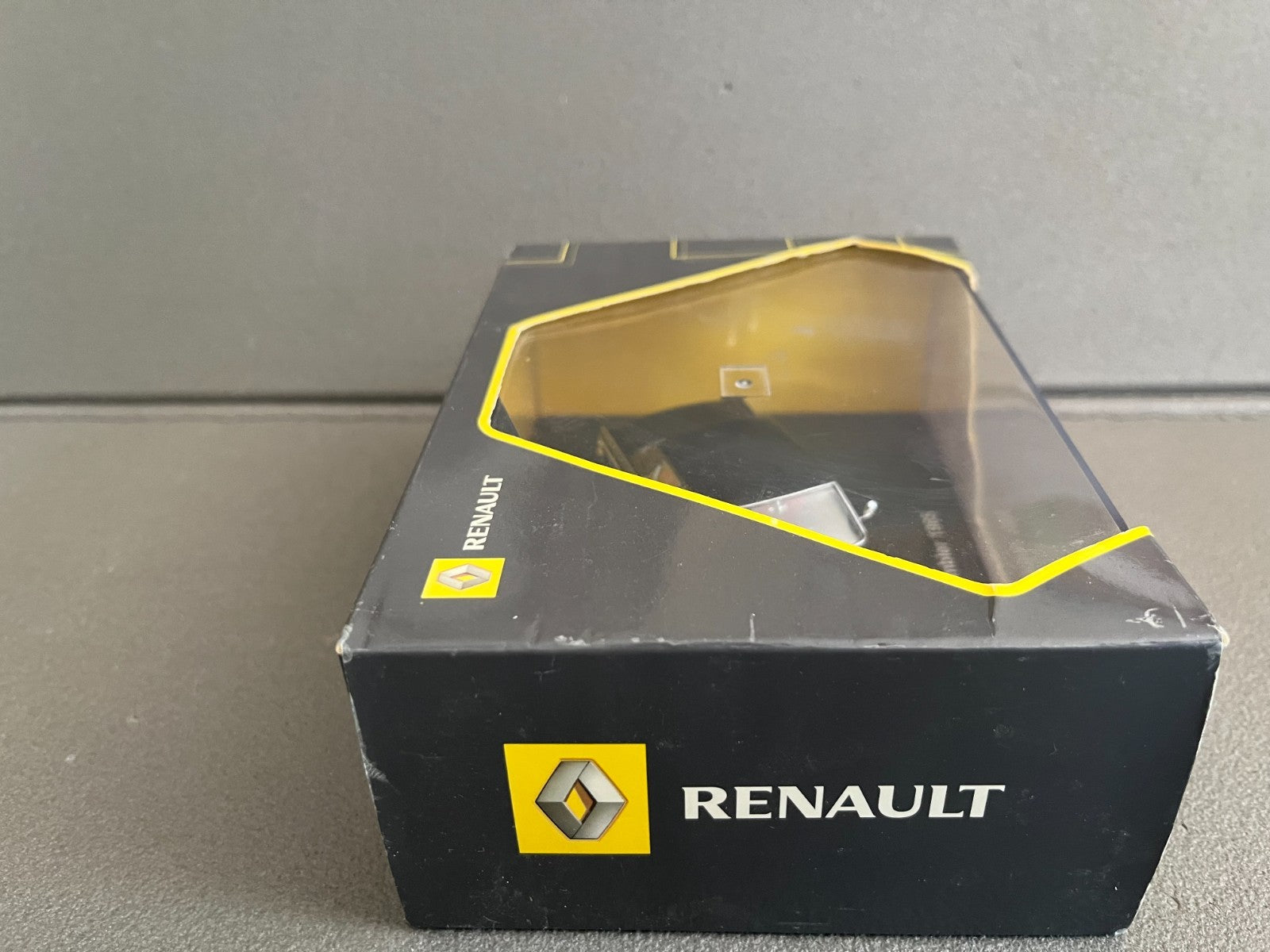 Voiture Miniature Renault Rambler 1965 Universal Hobbies au 1/43