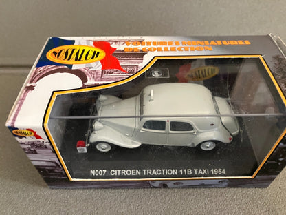 Voiture Miniature Citroen Traction 11B Taxi 1954 Nostalgie au 1/43