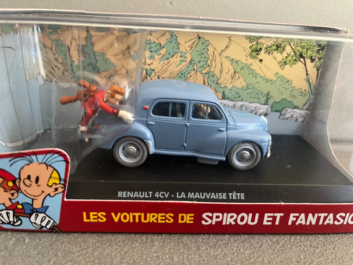 Voiture Miniature Renault 4CV La Mauvaise Tête Spirou au 1/43