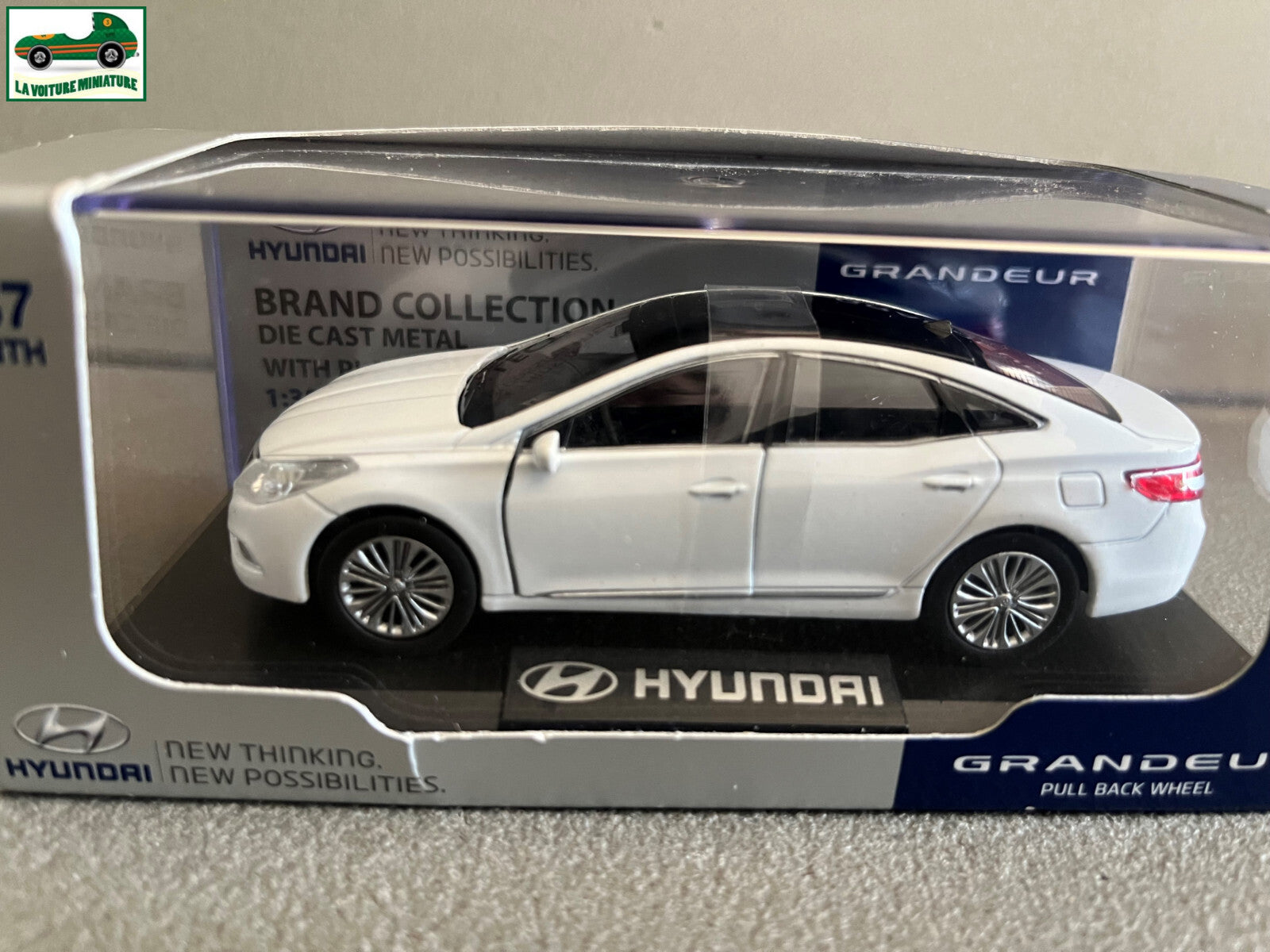 Voiture Miniature Hyundai Grandeur Pino B&D au 1/38