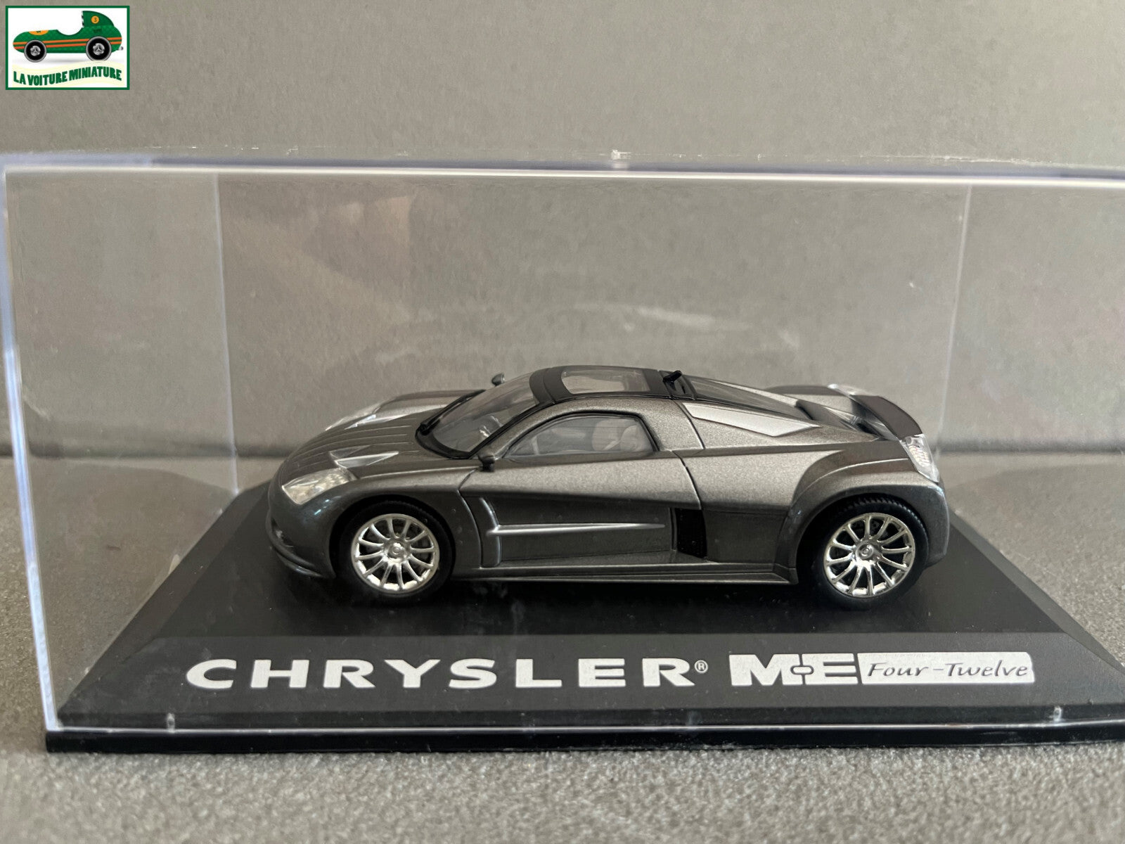Voiture miniature Concept Car Chrysler Me Four Twelve Norev au 1/43
