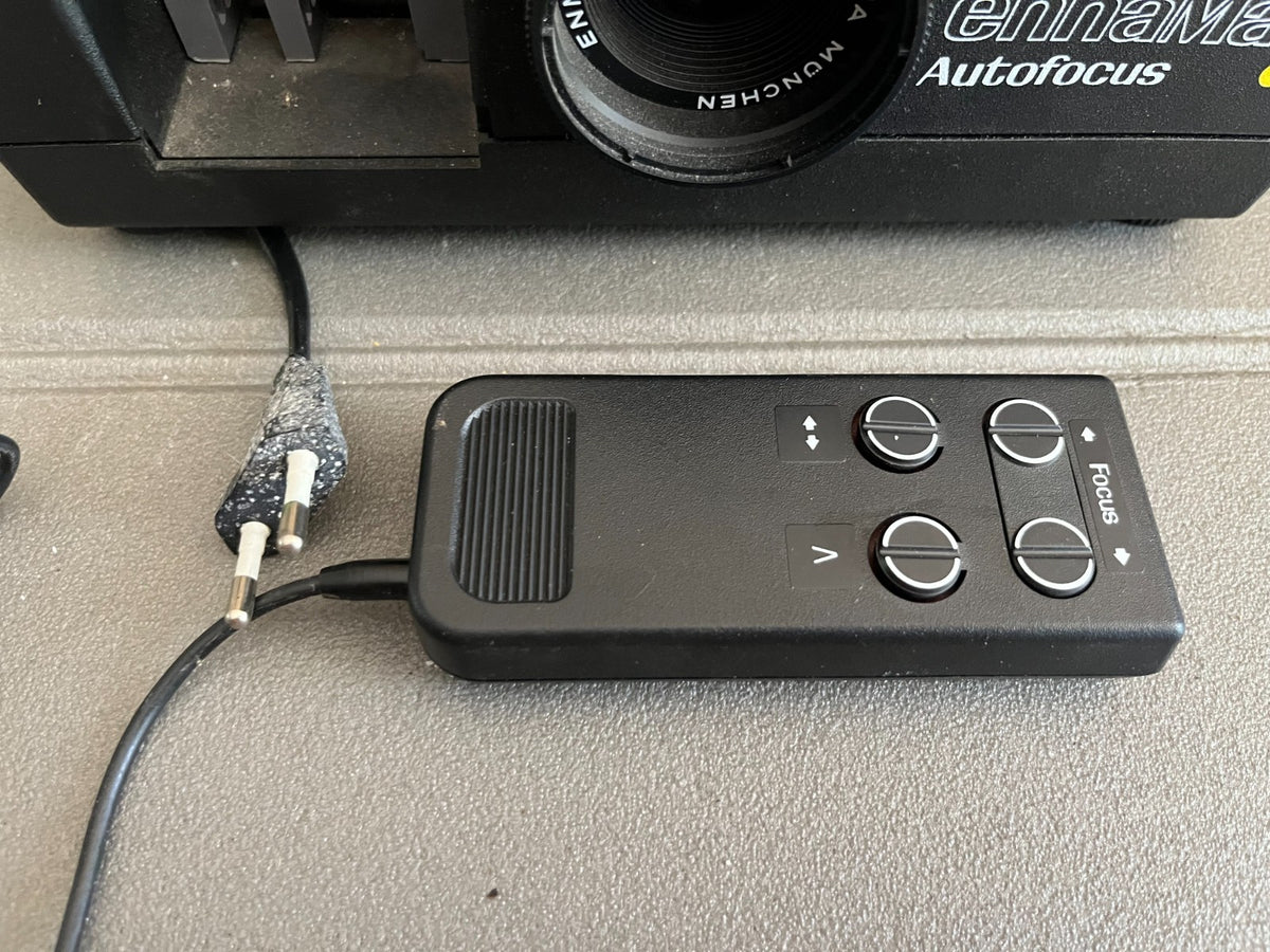 Ancien Projecteur Diapositive Ennamat Autofocus
