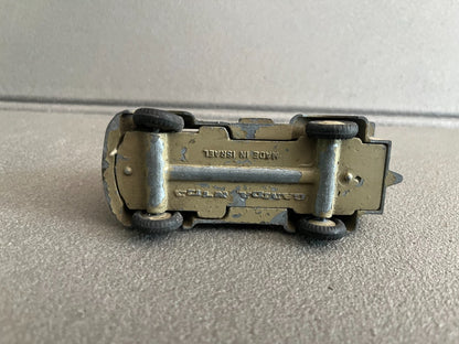 Ancienne Miniature Jouet Camion Made in Israel Gamda Epave