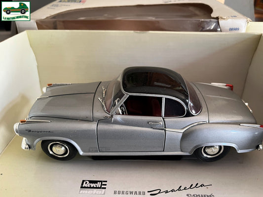 Voiture miniature Borgward Isabella Coupé Revell au 1/18