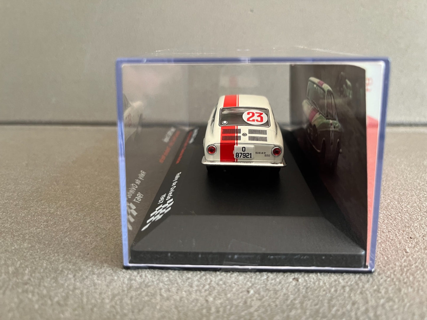 Voiture Miniature Seat 850 Coupé Rallye de Oviedo 1967 au 1/43