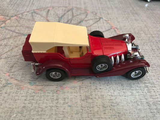 Voiture miniature Majorette Excalibur Made in France au 1/32
