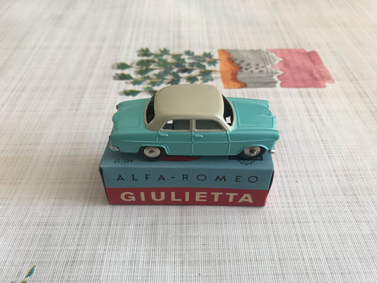 Voiture miniature Alfa Romeo Giulietta Mercury Hachette 1/48 1/43 Dinky