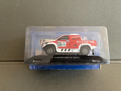 Voiture miniature Toyota Hilux 2017 Rallye Paris Dakar au 1/43