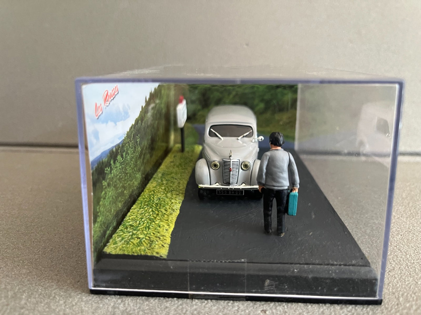 Voiture Miniature Renault Juvaquatre Etape 4 La Route Bleue RN7 1/43