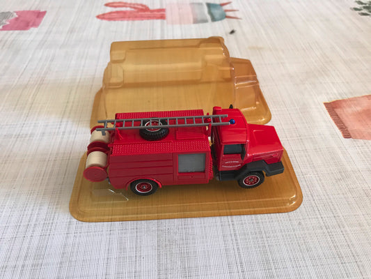 Voiture Miniature Pompiers Camion Iveco Solido au 1/50