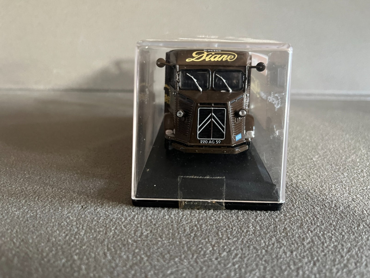 Voiture Miniature Camion Citroen H HY Cyclomoteur Cycles Mercier Eligor au 1/43