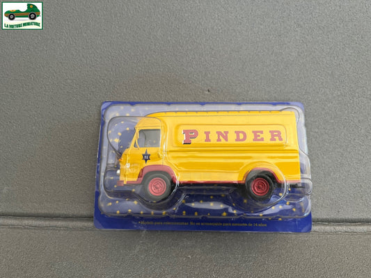 Voiture Miniature Saviem CG2 Cirque Pinder Altaya 1/43