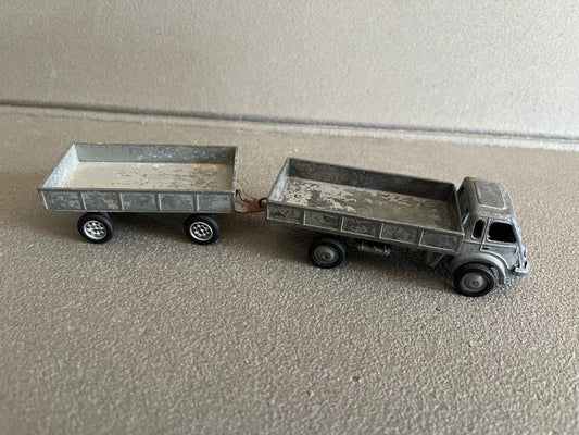 Voiture Miniature Ancienne Camion 7-T Renault CIJ Remorque France Epave